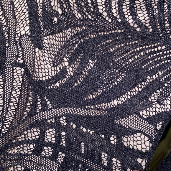 Bebe Black Lace Dress Tan Underlining Low Cut V-Neck Longsleeve lace sleeves XXS - Picture 6 of 14